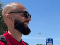 Abu Dhabi' s calling:  Η άφιξη του Ολυμπιακού στο Ελευθέριος Βενιζέλος (vid)