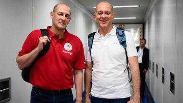 Ολυμπιακός: Με Αγγελόπουλους το τσάρτερ για Άμπου Ντάμπι (pic)