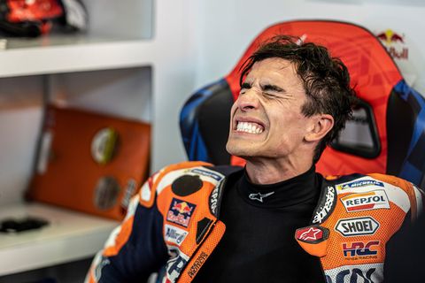 Πώς γίνεται ένας παγκόσμιος πρωταθλητής MotoGP να πέφτει 5 φορές σε ένα τριήμερο (vid)