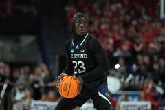 Ο νόμος Σαρκοζί που δεν αφήνει την Ντιαμπά Κονατέ να λάβει μέρος με τη Γαλλία στους Ολυμπιακούς Αγώνες (vids)