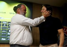 Η τρομερή αποθέωση Ηλιόπουλου στον Ματίας και το «ζήτω η ΑΕΚ»