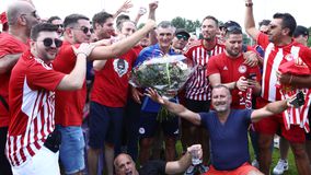 Τρέλα για τον Μεντιλίμπαρ από τον κόσμο του Ολυμπιακού (gallery)