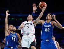 Οι Μπουλς υπέγραψαν τον πιο κοντό παίκτη του NBA - Είχε γράψει ιστορία στο Παγκόσμιο Κύπελλο το 2023