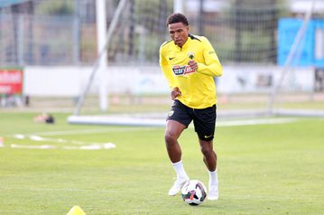 Ο Ελίασον ταξιδεύει στην Κύπρο αλλά μόνο για την προπόνηση της ΑΕΚ