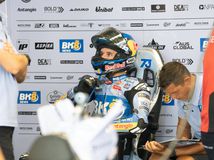 Ο Άλεξ Μάρκεθ διαμαρτύρεται για το long lap penalty στην Αυστρία