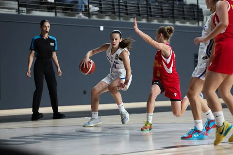 «Περίπατος» της Εθνικής Κορασίδων κόντρα στη Βόρεια Μακεδονία στην πρεμιέρα του Eurobasket
