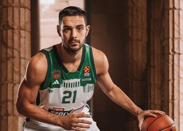 Ο Ιωάννης Παπαπέτρου στο Sportal: «Γι’ αυτό φτιάχτηκε αυτή η ομάδα - Καλό μπάσκετ με άμεσα αποτελέσματα» (vids)