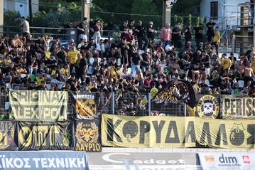 ΑΕΚ: «Απαγορεύεται η οργανωμένη μετακίνηση οπαδών στο γήπεδο της ΑΕΛ NOVIBET»