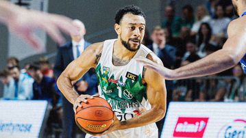 Ράιτ και Γκος ξεχώρισαν για τη Ζαλγκίρις στο ποδαρικό της για τη νέα σεζόν