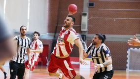 Εύκολη πρεμιέρα για τον Ολυμπιακό, 37-25 τον ΠΑΟΚ στη Handball Premier