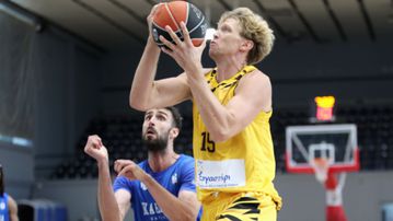 Η ΑΕΚ κέρδισε την Καρδίτσα με επιθετικό πλουραλισμό