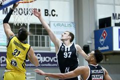 Μπελιάουσκας: «Να σταματήσουμε την επίθεση του Περιστερίου»