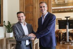 Συνάντηση Δούκα - Μπακογιάννη: Συζήτηση και για τη Διπλή Ανάπλαση