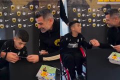 Υπέροχες στιγμές στην «OPAP Arena» με Ζήκο και μικρό Γιαννάκη (vid)