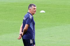 Το εννοεί ο Μεντιλίμπαρ ότι δεν θα αλλάξει τίποτα!