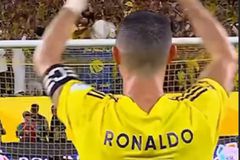 Ο Ρονάλντο έφτασε τα 800 γκολ και το γιόρτασε με τον IShowSpeed