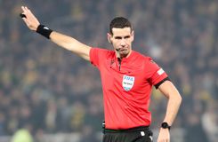 Η Γαλατασαράι έκανε μήνυση στον διαιτητή του αγώνα με την Μπάγερν: «Παραβιάστηκε το πρωτόκολλο VAR»