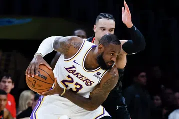 Clutch ΛεΜπρόν οδήγησε στη νίκη τους Λέικερς, στάση... Κλίβελαντ για τους Νάγκετς, προελαύνουν οι Σέλτικς