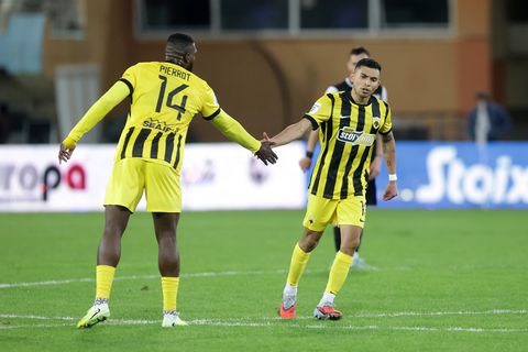 Οι τρεις σίγουροι «Μουντιαλικοί» της ΑΕΚ, οι δυο που θα το παλέψουν και τα οφέλη