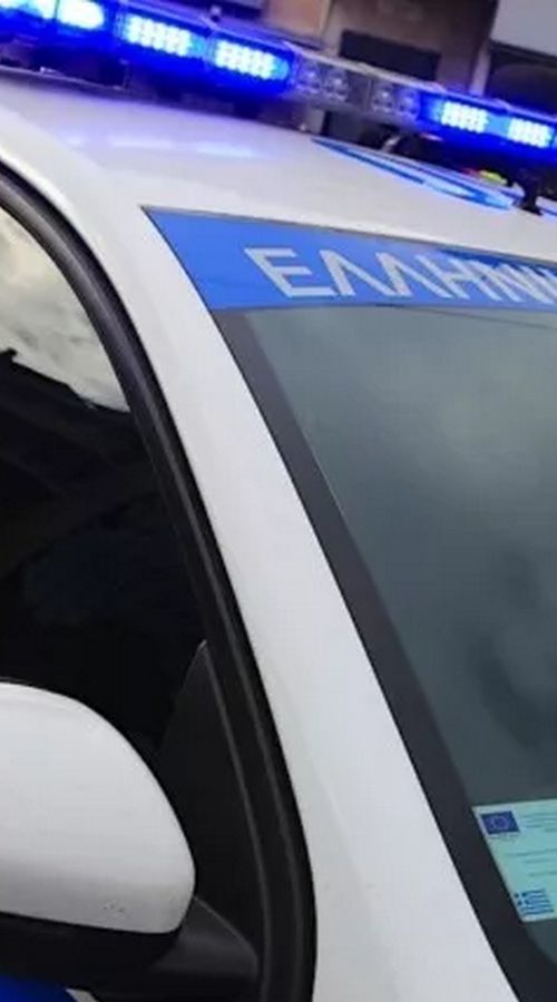 Ελληνίδα ηθοποιός συνελήφθη μεθυσμένη, πάνω από το όριο ταχύτητας χωρίς δίπλωμα και πινακίδες