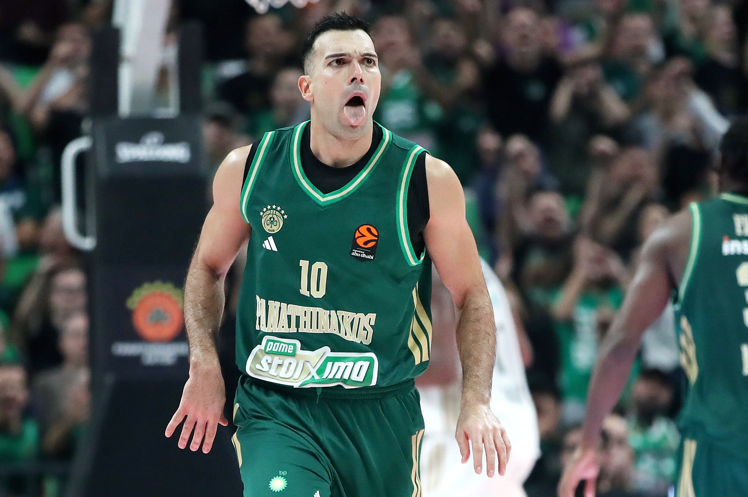 Κώστας Σλούκας