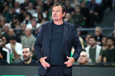 Αταμάν: «Τέλειο παιχνίδι από τον Σλούκα, χρειαζόμαστε εσωτερικό ανταγωνισμό»