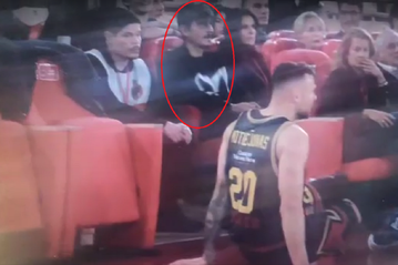 Πού καθόταν ο Δημήτρης Γιαννακόπουλος στο γήπεδο της Μονακό; (vid)