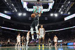 Nέο triple double με ρεκόρ καριέρας για τον Αντετοκούνμπο, έγραψε ιστορία ο Λίλαρντ και οι Μπακς νίκησαν ξανά (vids)