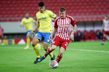 Μπιέλ για εντεκάδα στο Περιστέρι…