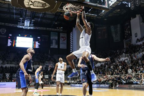 Με σούπερ Μέλβιν ο ΠΑΟΚ διέσυρε τον Πανιώνιο στο Παλατάκι