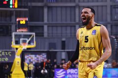 Ο Νουά οδήγησε τον Άρη στην νίκη επί του Περιστερίου στο «θρίλερ» του Αλεξάνδρειου