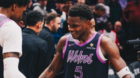 Μεγάλη νίκη των Τίμπεργουλβς επί των Θάντερ με πρωταγωνιστή τον Έντουαρντς