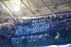 «Ηρακλάρα βάλε ένα γκολ»: Απίστευτοι οι φίλοι του Γηραίου μετά το ματς με τον Παναθηναϊκό (vid)