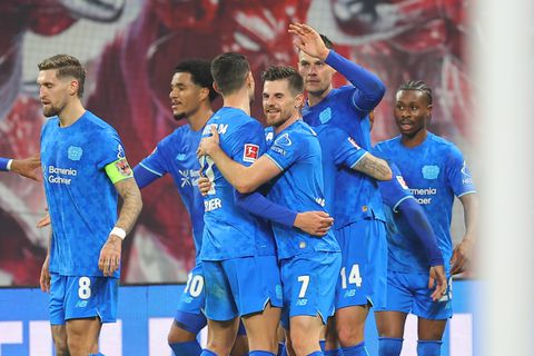 Η Λεβερκούζεν με ανατροπή «άλωσε» τη Λειψία και πάτησε τριάδα