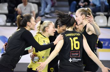 Πέρασε από τη Λαμία η ΑΕΚ