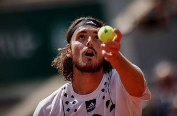 Τσιτσιπάς: «Θέλω να μάθω μανδαρίνικα ή και ιαπωνικά» (pic)