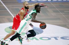 Η επιθυμία του Γκραντ, ο σούπερ Οσμάν και ο πολύτιμος Σλούκας