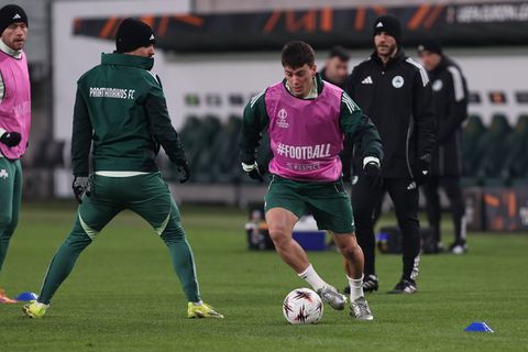 Παναθηναϊκός: Το Sportal στην τελευταία προπόνηση του Τριφυλλιού πριν τη Φερεντσβάρος (vid)