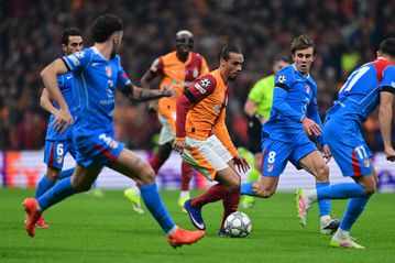 Μοιρασιά στο Γαλατά - Ατλέτικο, η Καραμπάγκ πέρασε τον Ολυμπιακό