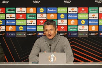 Ο Λουτσέσκου ρωτήθηκε για το τραγούδι που του έκαναν οι φίλοι του ΠΑΟΚ