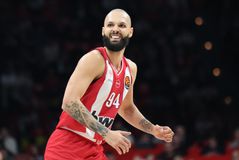 Φουρνιέ: «Να σπάσουμε την κακή παράδοση με την Εφές»