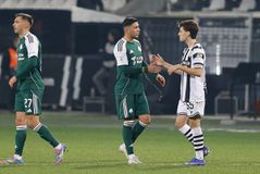 ΠΑΟΚ και Παναθηναϊκός είναι σε θέσεις που «παίζει» να τους διασταυρώσουν στα Playoffs του Europa League