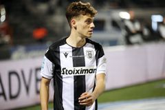 Βαλεντίν Νικόλοφ: «Ο Κωνσταντέλιας μπορεί να κάνει την Ευρώπη να υποκλιθεί σε αυτόν»