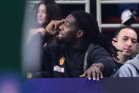 Ρατσιστική επίθεση στον Λεσόρ καταγγέλλουν στον Παναθηναϊκό