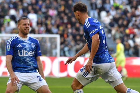 Η Κόμο «άλωσε» το Τορίνο και υποχρέωσε την Γιουβέντους σε νέα απώλεια βαθμών