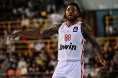 Γιατί ο Μπαρτζώκας επέλεξε να έχει τρεις σέντερ στον τελικό με τον Παναθηναϊκό