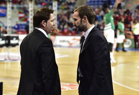 Αλόνσο «καρφώνει» Πασκουάλ για Πάντερ - Η απάντηση του Καταλανού τεχνικού