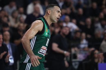 Σλούκας μετά το Κύπελλο: «Κάναμε κυριαρχικό παιχνίδι - Φανταστικό το step up του Χολμς»