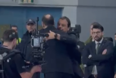 Η χειραψία και ο εναγκαλισμός Μπαρτζώκα - Αταμάν πριν τον τελικό (vid)