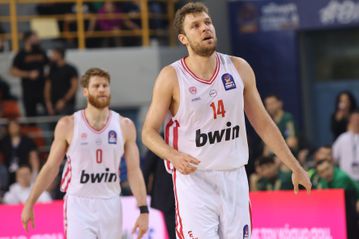 Ολυμπιακός: Η απόφαση του Μπαρτζώκα για Βεζένκοφ - Ουόκαπ για τα ματς με Παρί και Μονακό